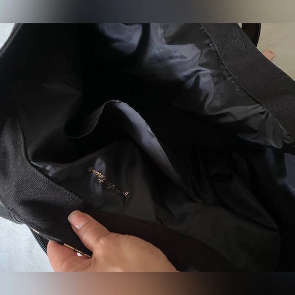 Victoria Secret bag 💼 - Picture 7 of 14